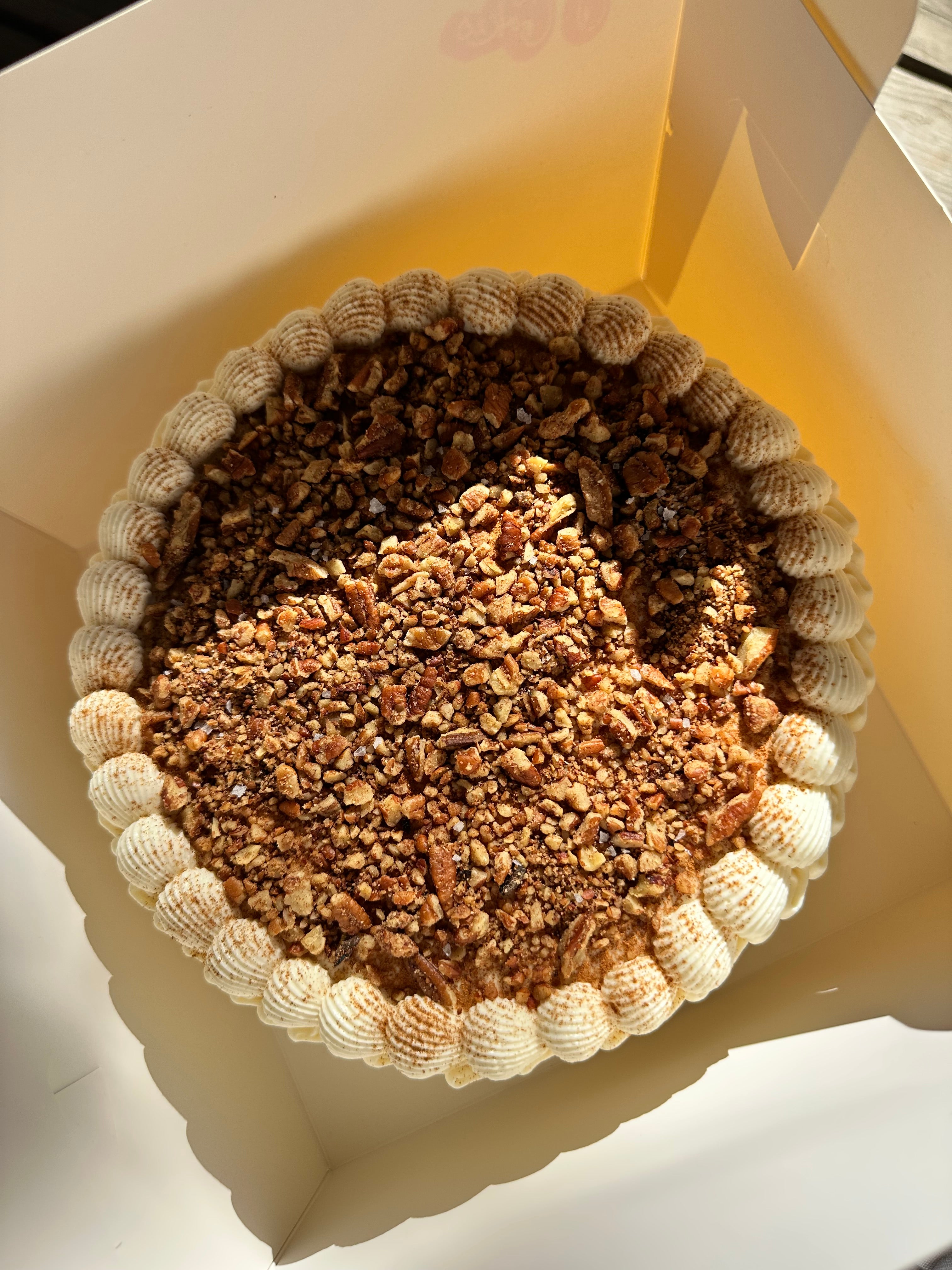 salted caramel pecan cake