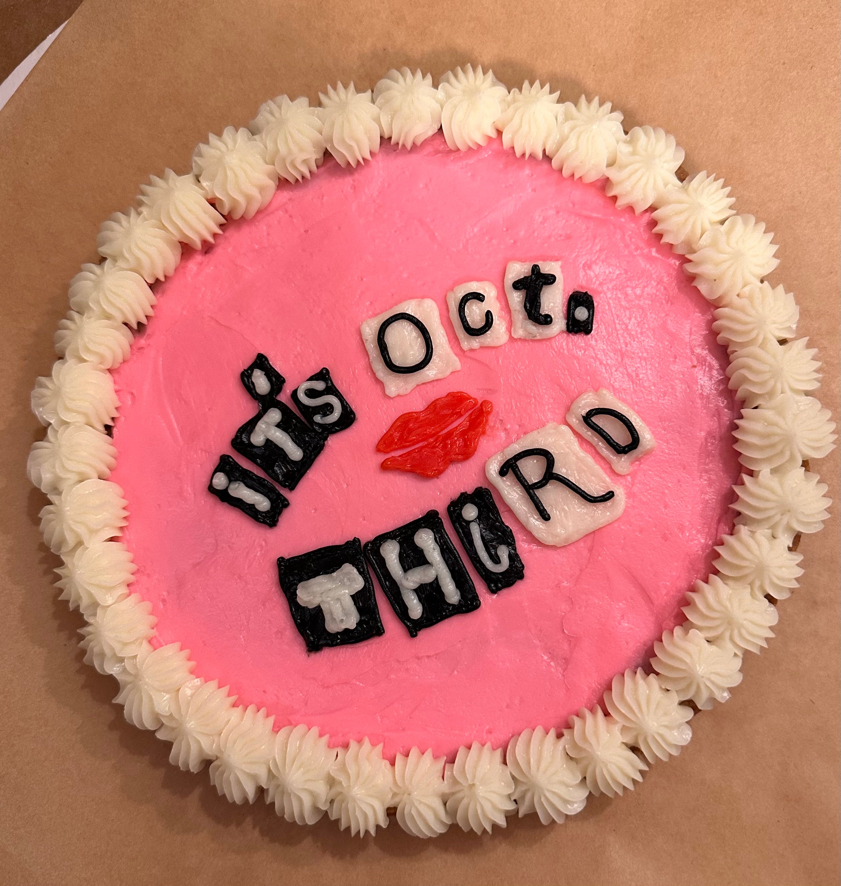 chocolate chip cookie cake, buttercream custom cake, icing design